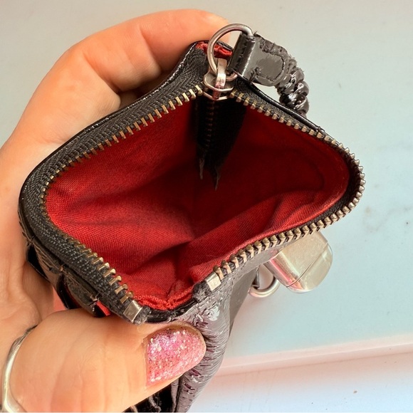 Juicy Couture Vintage Y2K Studded Patent Leather Wallet/Wristlet - Picture 10 of 12